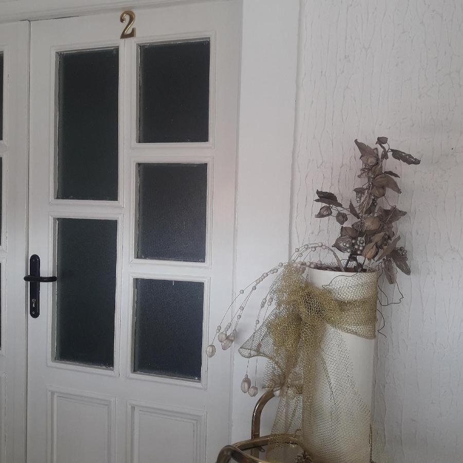 Apartmani Nis Exterior foto