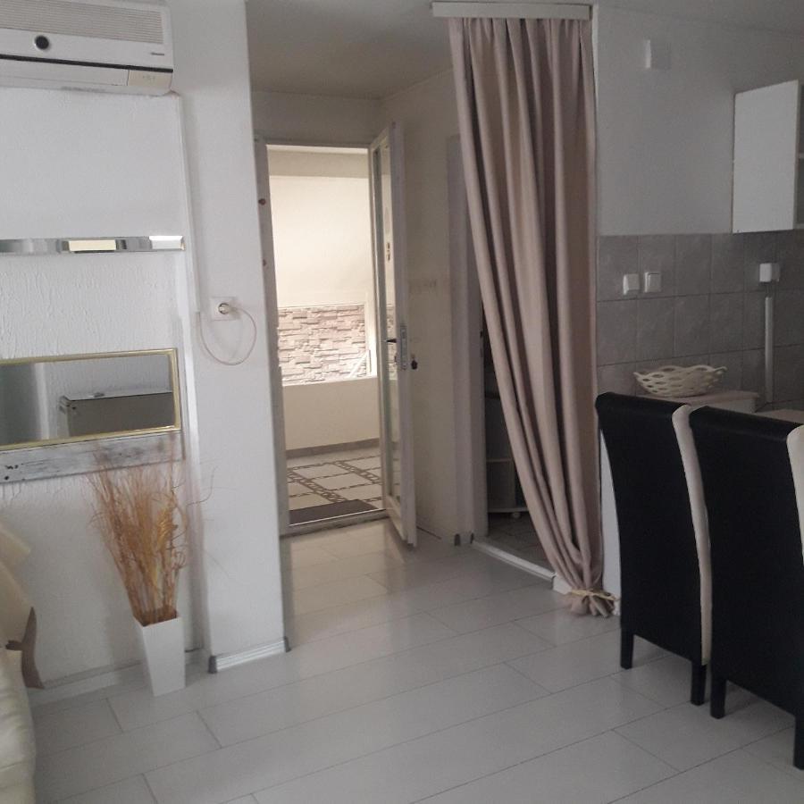 Apartmani Nis Exterior foto