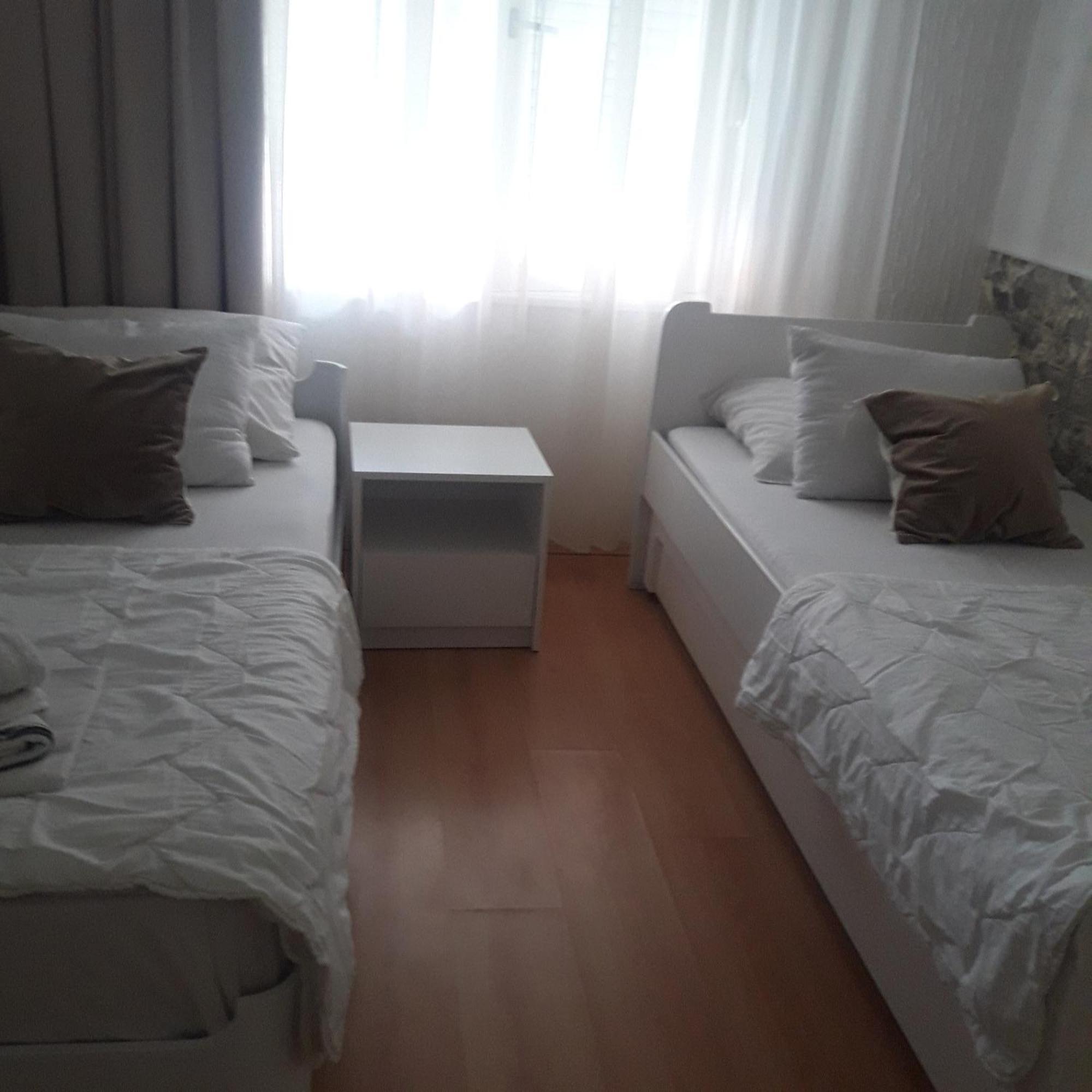Apartmani Nis Exterior foto